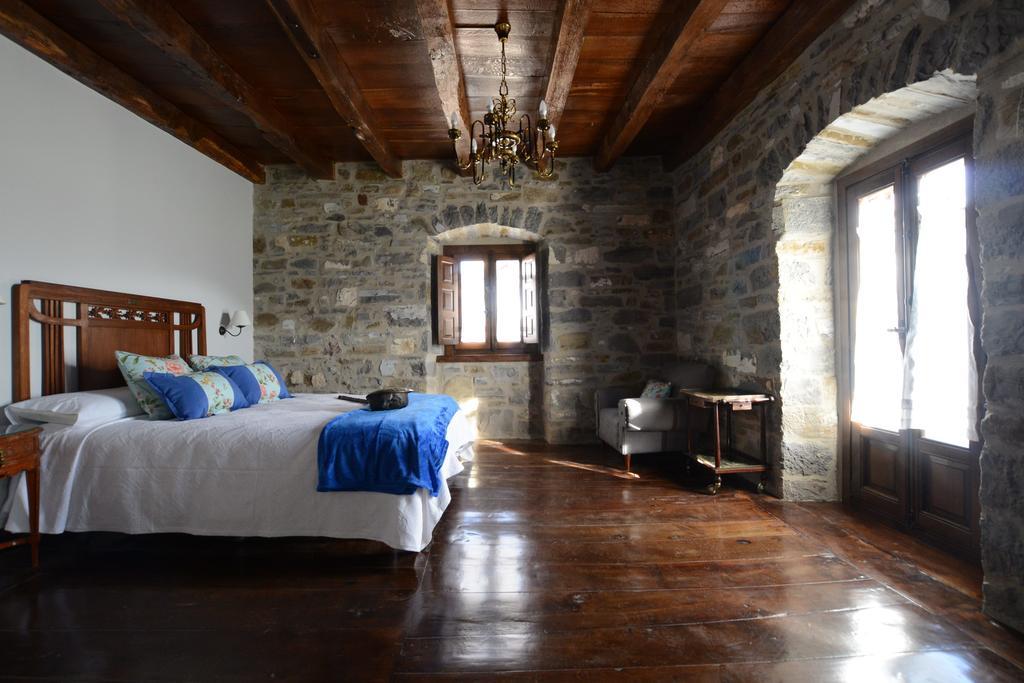 Txantxorena Zubiri Extérieur photo